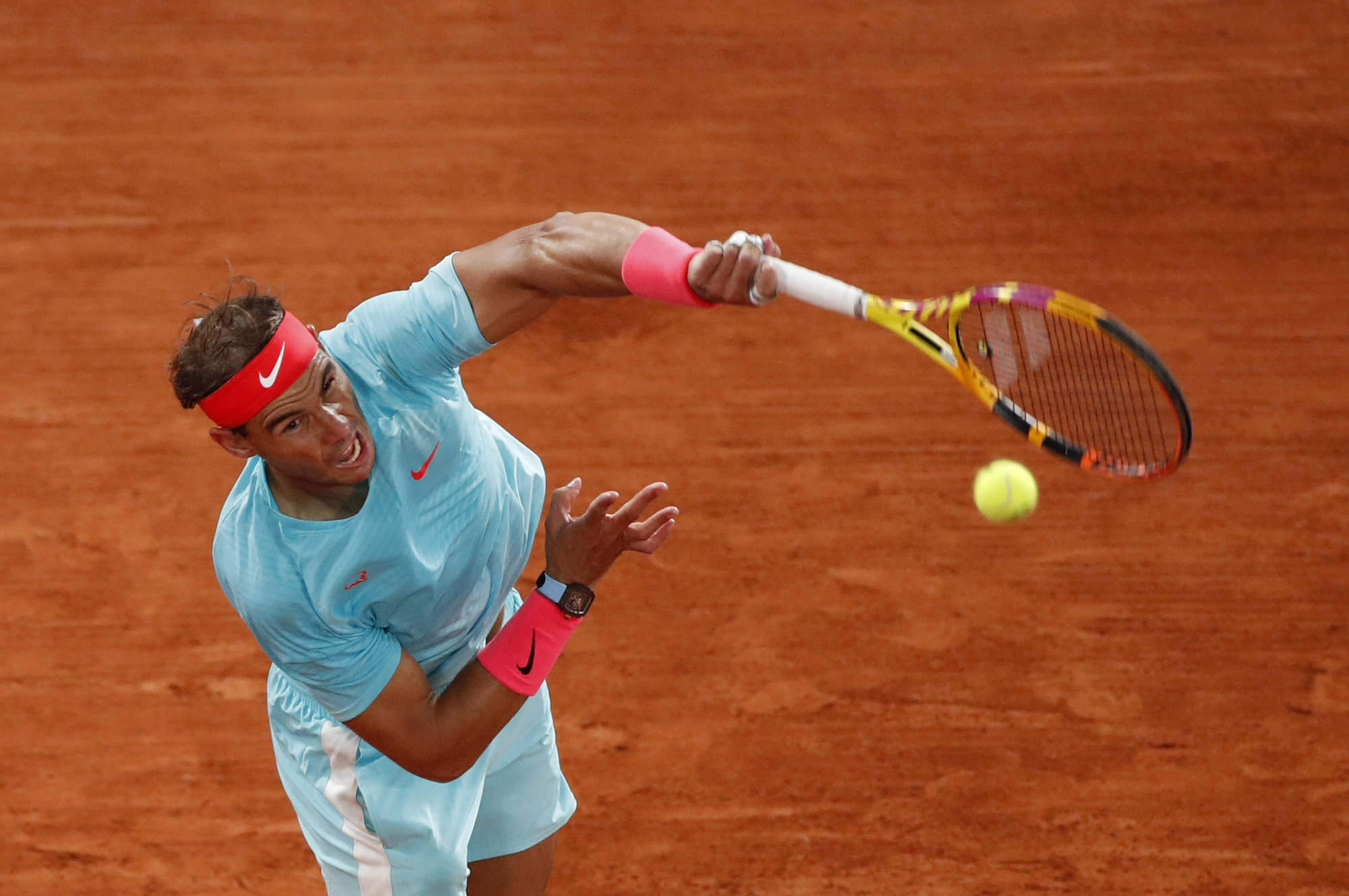 V&ocirc; địch Roland Garros 2020, Nadal san bằng kỷ lục Grand Slam của Federer - Ảnh 1.