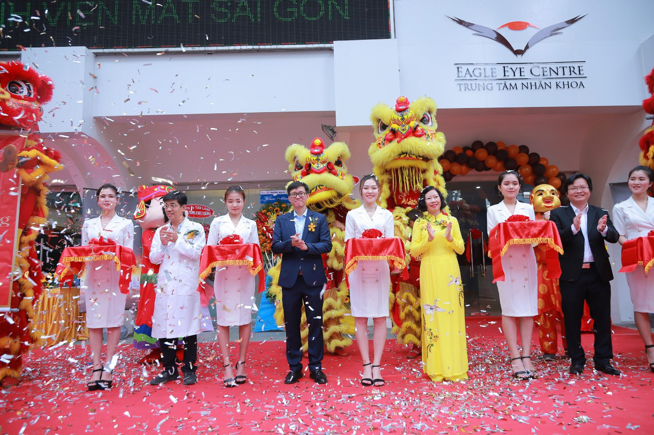 Khai trương Trung t&acirc;m nh&atilde;n khoa Eagle Eye Centre Việt Nam. - Ảnh 1.