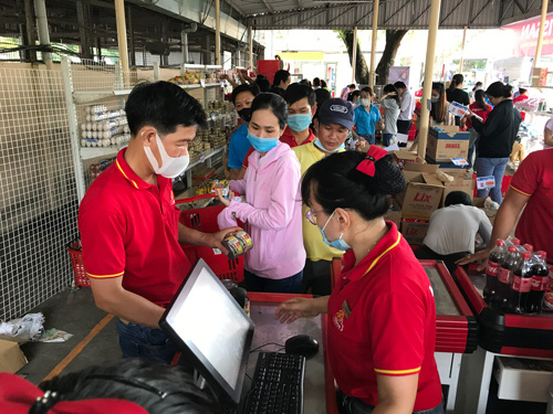 Sâu sát cơ sở, kịp thời hỗ trợ đoàn viên - lao động