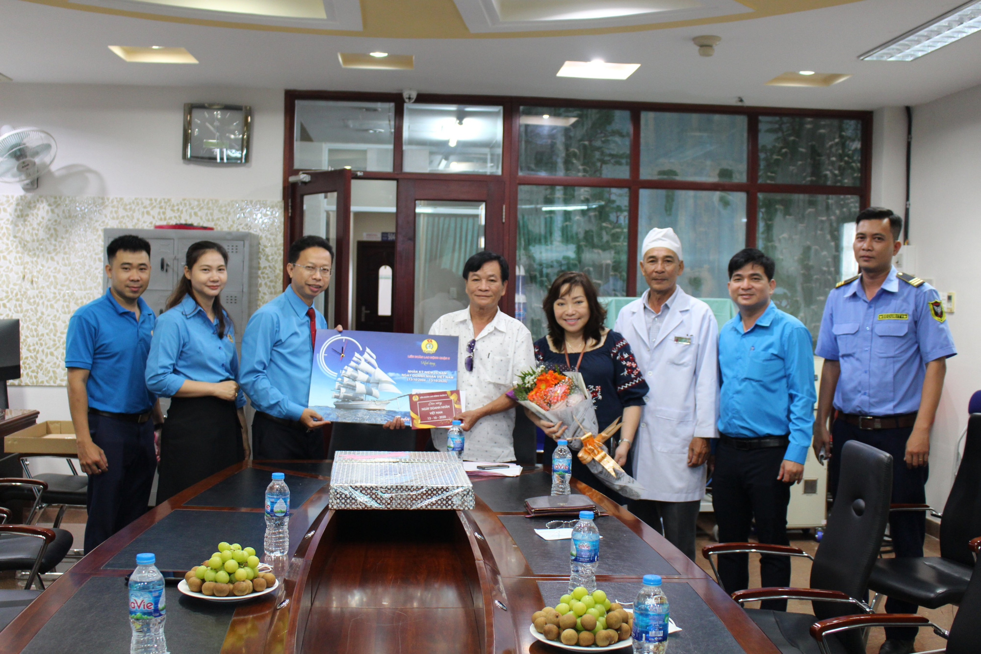 Tôn vinh chủ doanh nghiệp chăm sóc tốt công nhân - Ảnh 1.