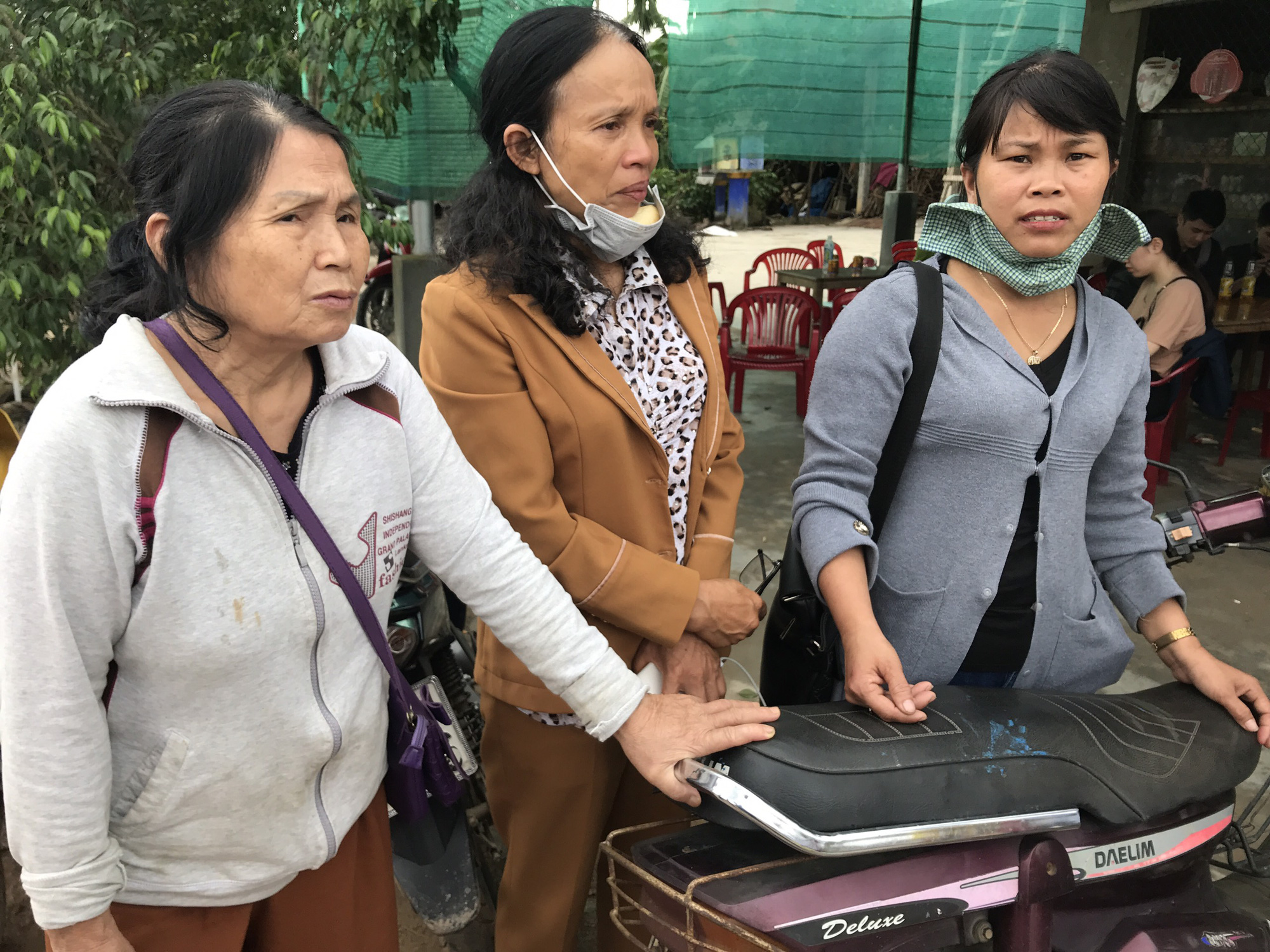 N&Oacute;NG: C&aacute;c lực lượng cứu hộ l&ecirc;n đường v&agrave;o thủy điện R&agrave;o Trăng 3 cứu người - Ảnh 8.