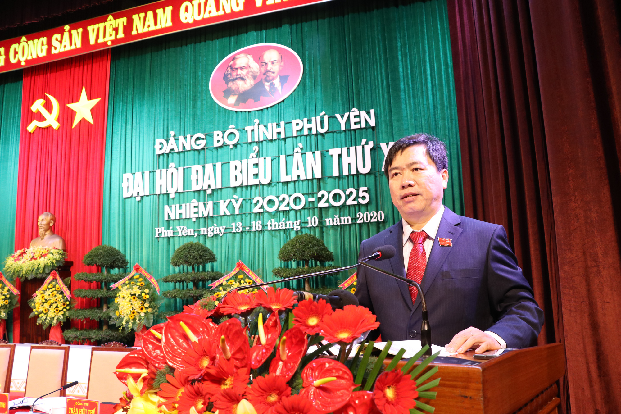 Ph&uacute; Y&ecirc;n, Ninh Thuận c&oacute; t&acirc;n Chủ tịch UBND tỉnh - Ảnh 6.