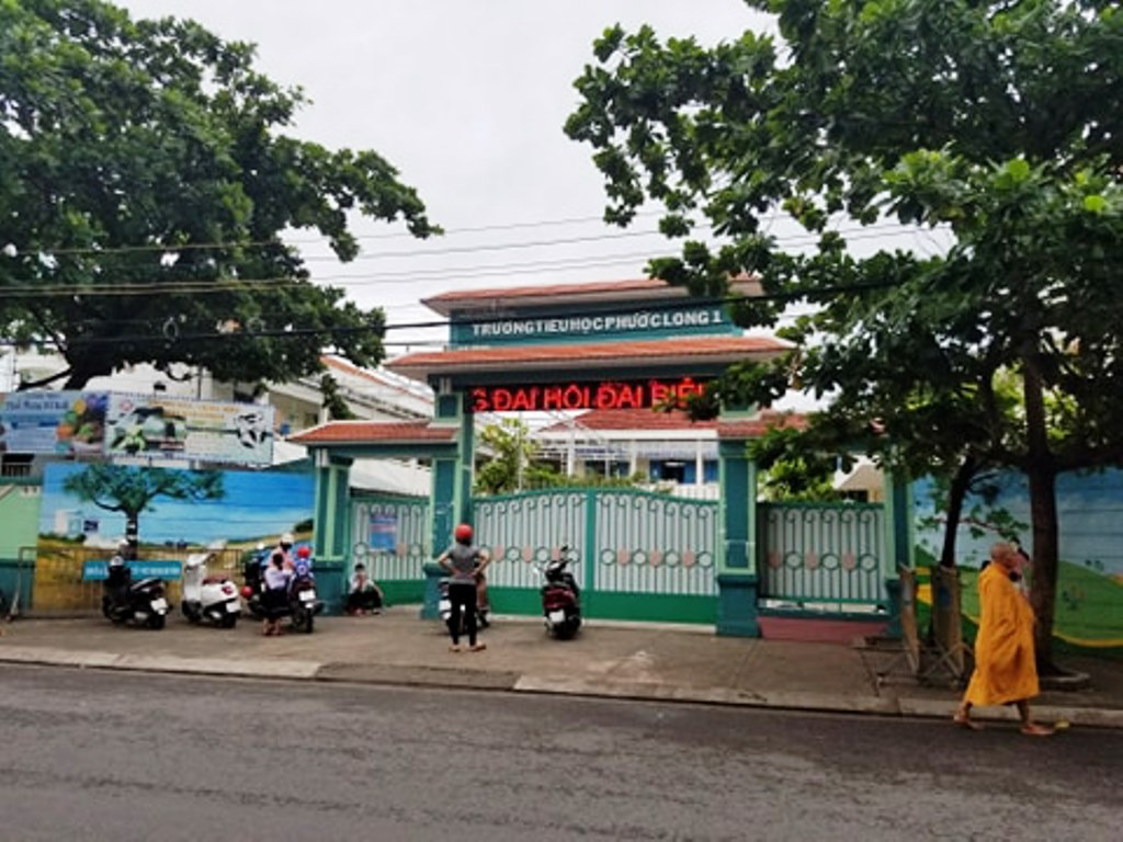 Nha Trang: Lập đoàn kiểm tra trường tiểu học bị tố bớt xén bữa ăn học sinh