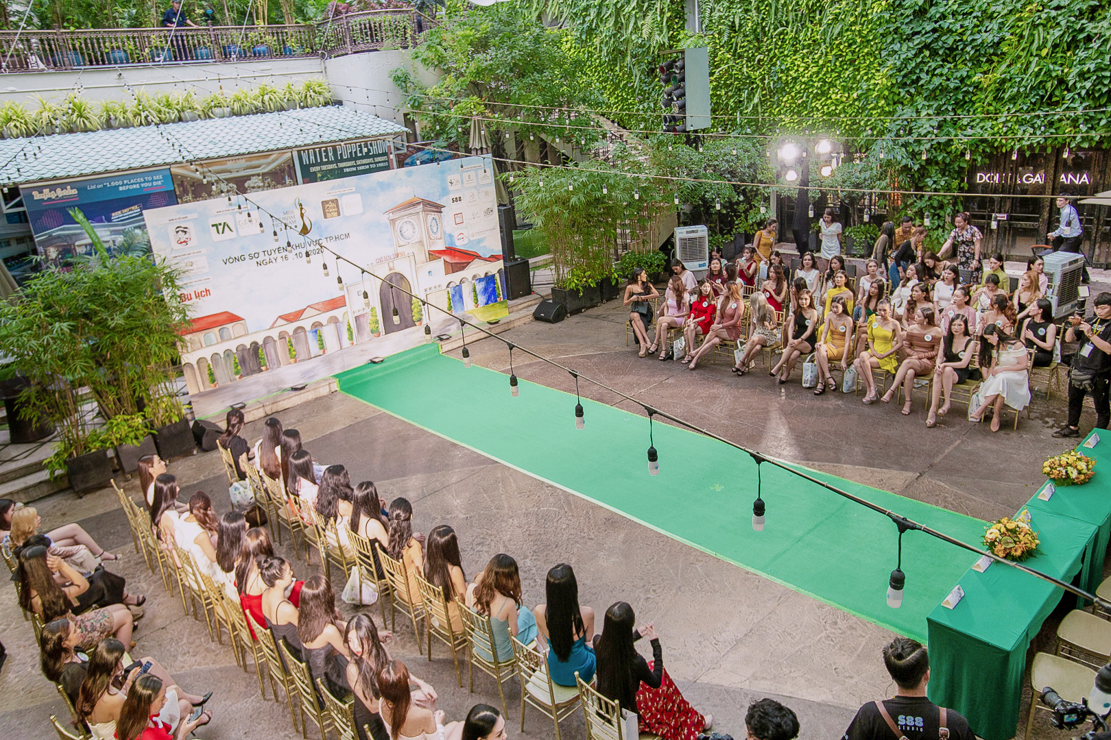 S&ocirc;i động v&ograve;ng thi sơ tuyển ph&iacute;a Nam cuộc thi Miss Tourism Vietnam 2020 - Ảnh 1.