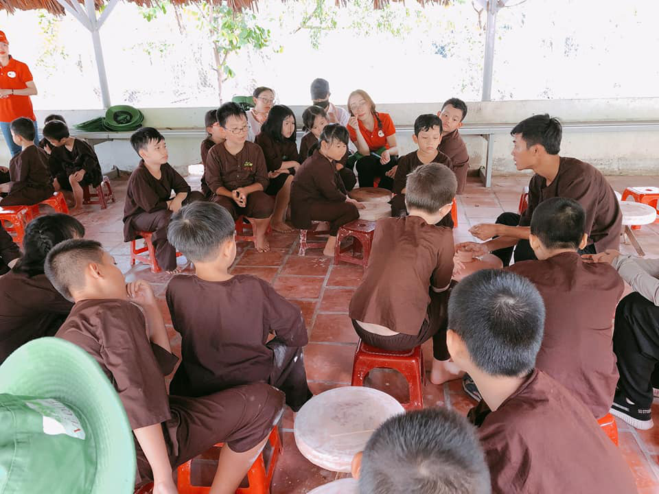 TP HCM: Chấn chỉnh hoạt động ngoại kho&aacute; - Ảnh 1.