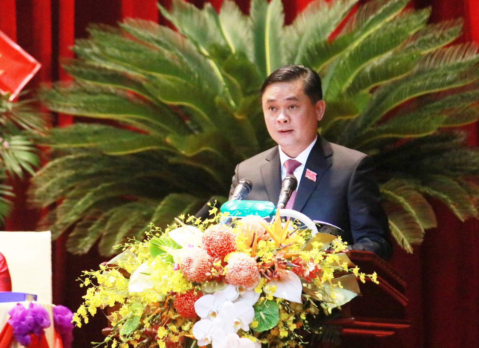 &Ocirc;ng Th&aacute;i Thanh Qu&yacute; t&aacute;i đắc cử B&iacute; thư Tỉnh ủy Nghệ An - Ảnh 1.