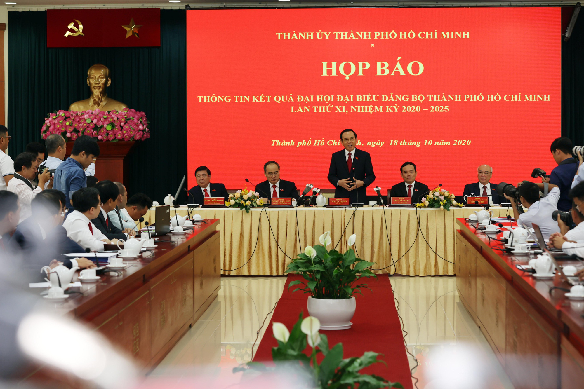Bí thư Thành ủy TP HCM Nguyễn Văn Nên chia sẻ cảm xúc và dự định - Ảnh 2.
