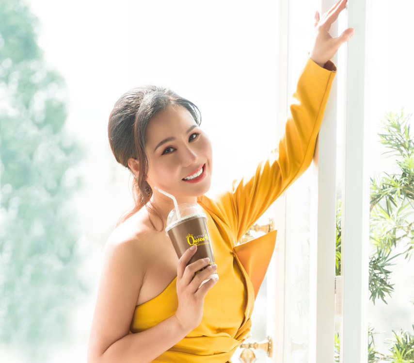 Đâu là bí quyết sỡ hữu vẻ đẹp không tuổi, bừng sáng như người đẹp, doanh nhân Kim Chi?