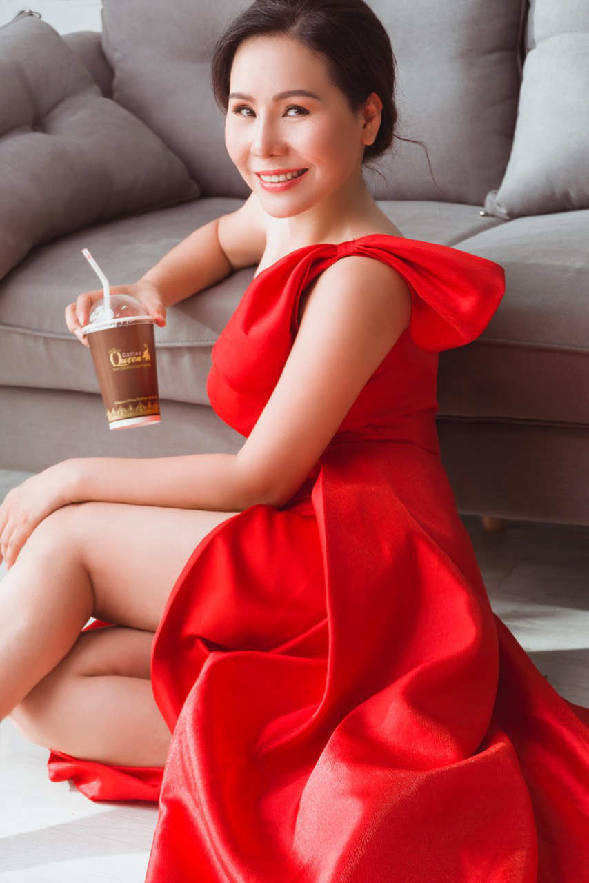 Đ&acirc;u l&agrave; b&iacute; quyết sỡ hữu vẻ đẹp kh&ocirc;ng tuổi, bừng s&aacute;ng như người đẹp, doanh nh&acirc;n Kim Chi? - Ảnh 5.