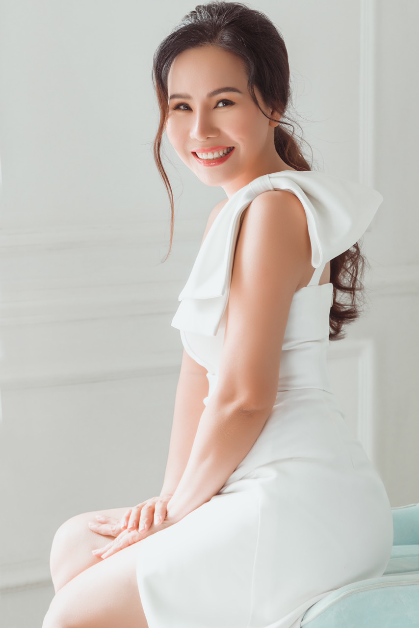 Đ&acirc;u l&agrave; b&iacute; quyết sỡ hữu vẻ đẹp kh&ocirc;ng tuổi, bừng s&aacute;ng như người đẹp, doanh nh&acirc;n Kim Chi? - Ảnh 4.