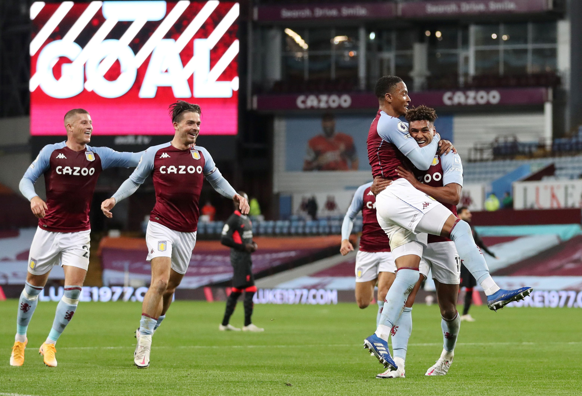 Aston Villa: Không cam phận "ngựa ô"