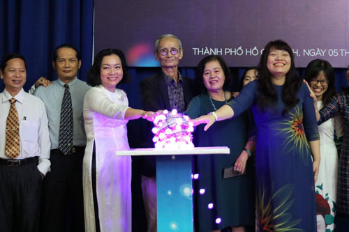 Học lắm điều hay từ thầy giáo Trần Chút - Ảnh 1.