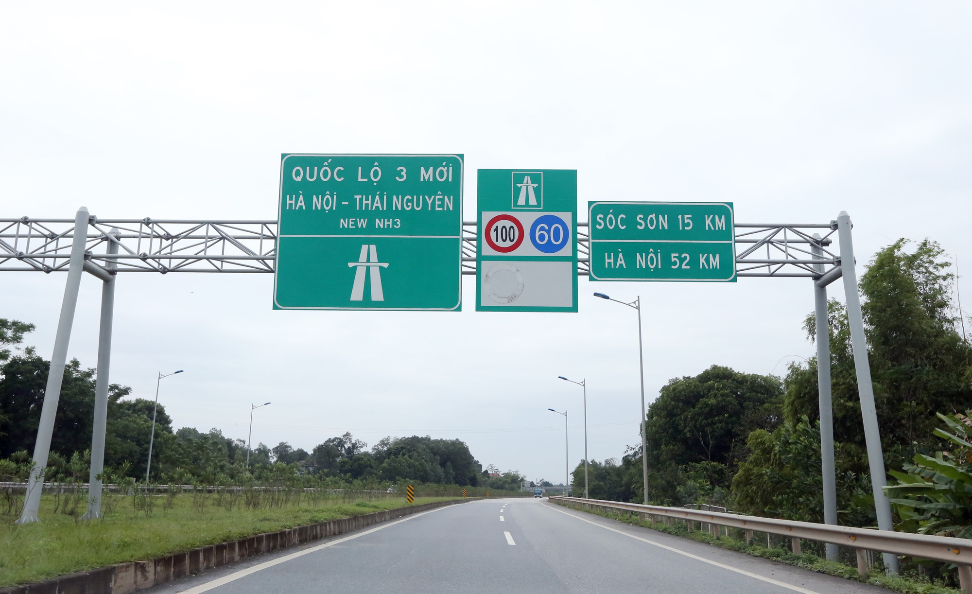Đề xuất thu phí sử dụng cao tốc đầu tư từ ngân sách