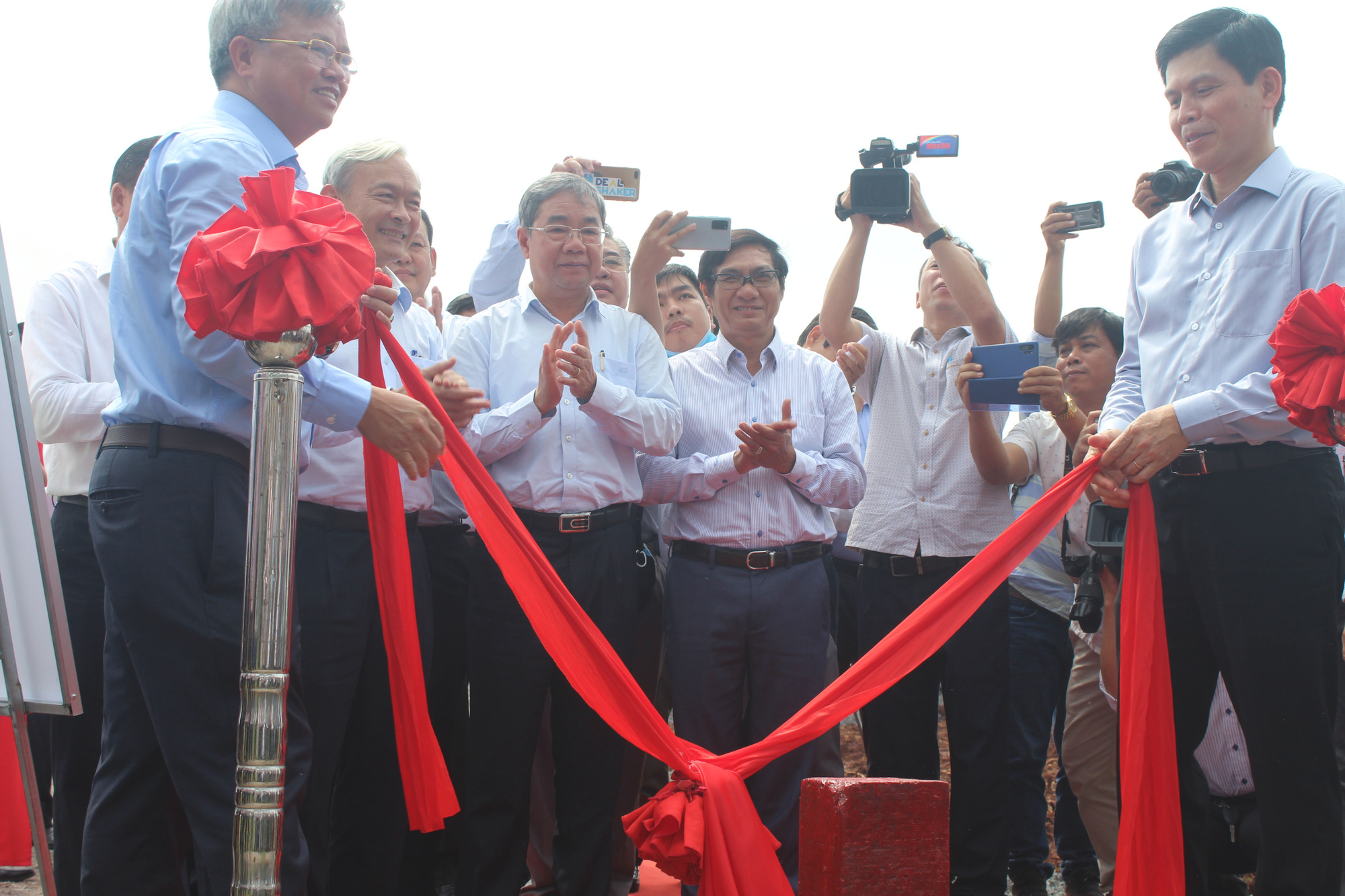 Giao đất để bắt đầu thi công sân bay Long Thành