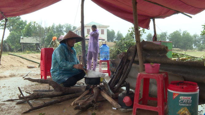 Tan hoang sau lũ dữ