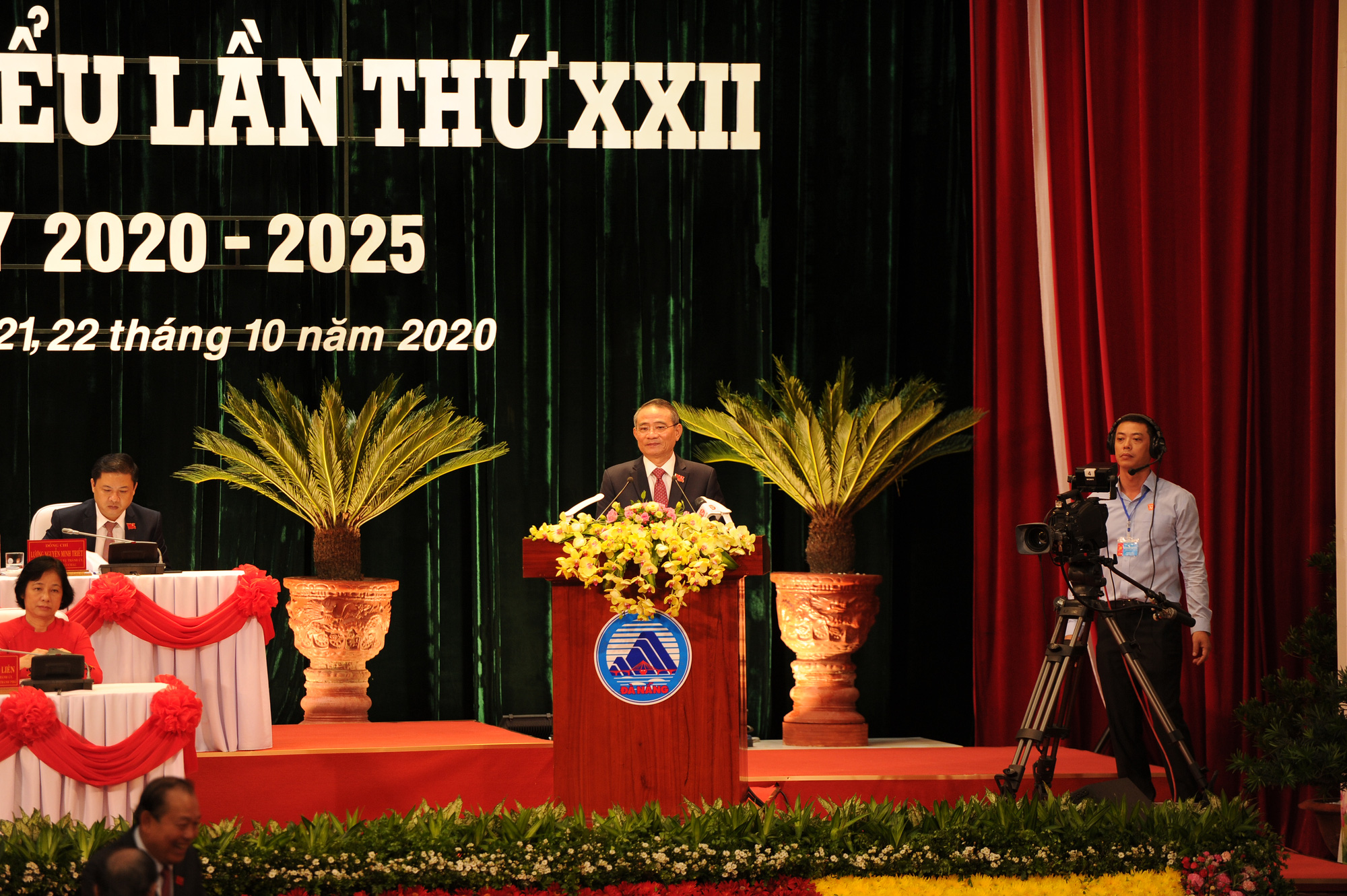 Đại hội đại biểu Đảng bộ Đ&agrave; Nẵng: C&ocirc;ng t&aacute;c c&aacute;n bộ l&agrave; then chốt - Ảnh 2.