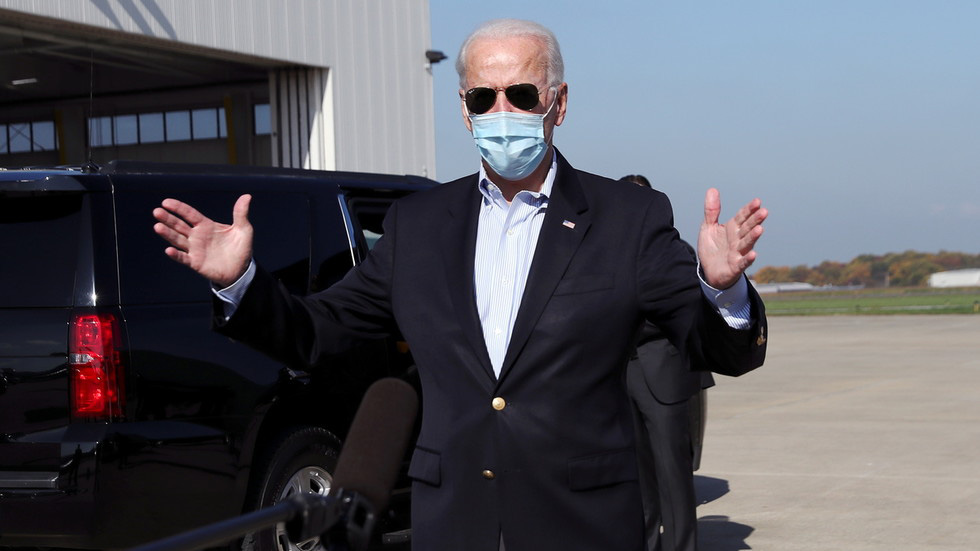 Thanh ni&ecirc;n 19 tuổi chất đầy s&uacute;ng, thuốc nổ l&ecirc;n xe để &aacute;m s&aacute;t &ocirc;ng Biden - Ảnh 2.