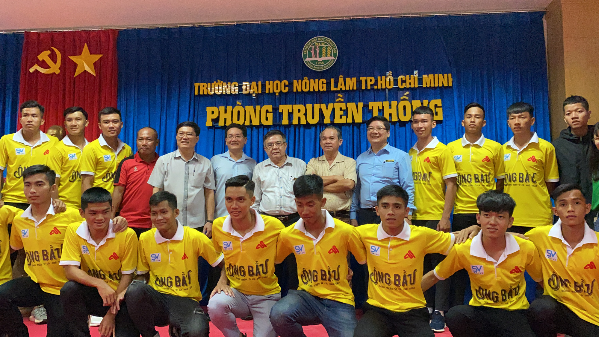Bầu Đức hứa để Công Phượng, Tuấn Anh đá giao hữu với sinh viên ĐH Nông Lâm TP HCM