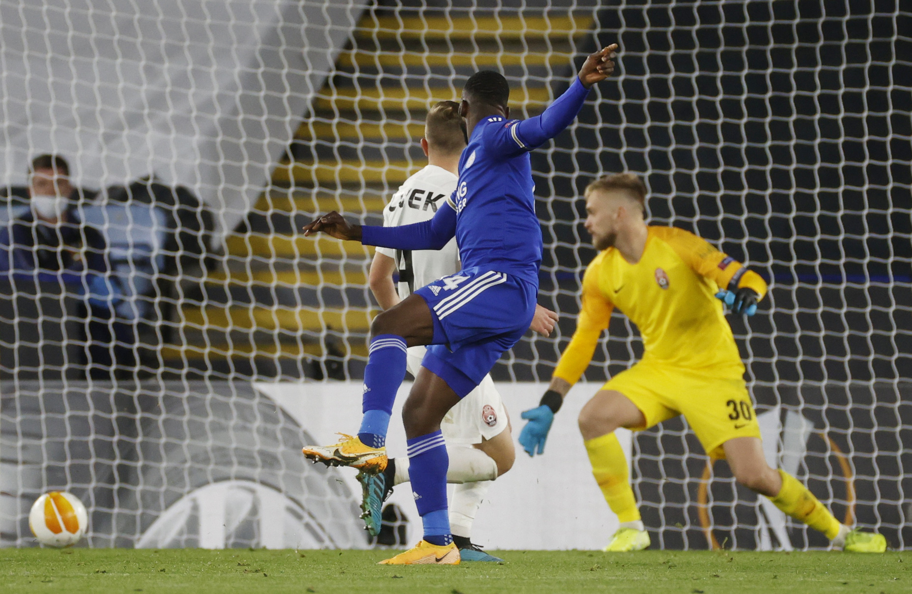 Tottenham đại ph&aacute; LASK, b&oacute;ng đ&aacute; Anh thắng lớn ở Europa League - Ảnh 7.