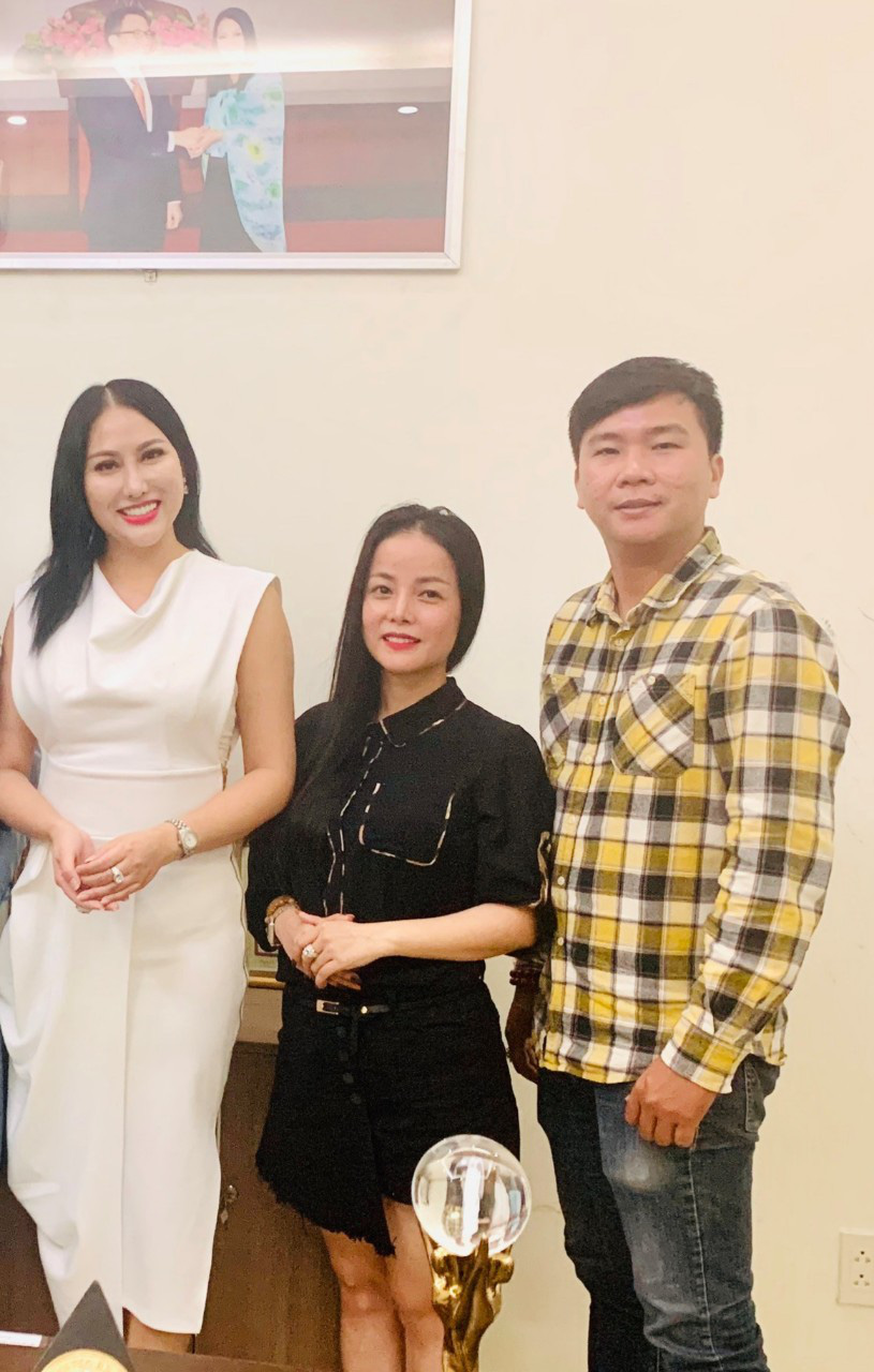 Doanh nh&acirc;n Loan Phạm: &ldquo;C&oacute; những l&uacute;c t&ocirc;i đ&atilde; t&igrave;m đến c&aacute;i chết để giải tho&aacute;t cho bản th&acirc;n&rdquo; - Ảnh 4.