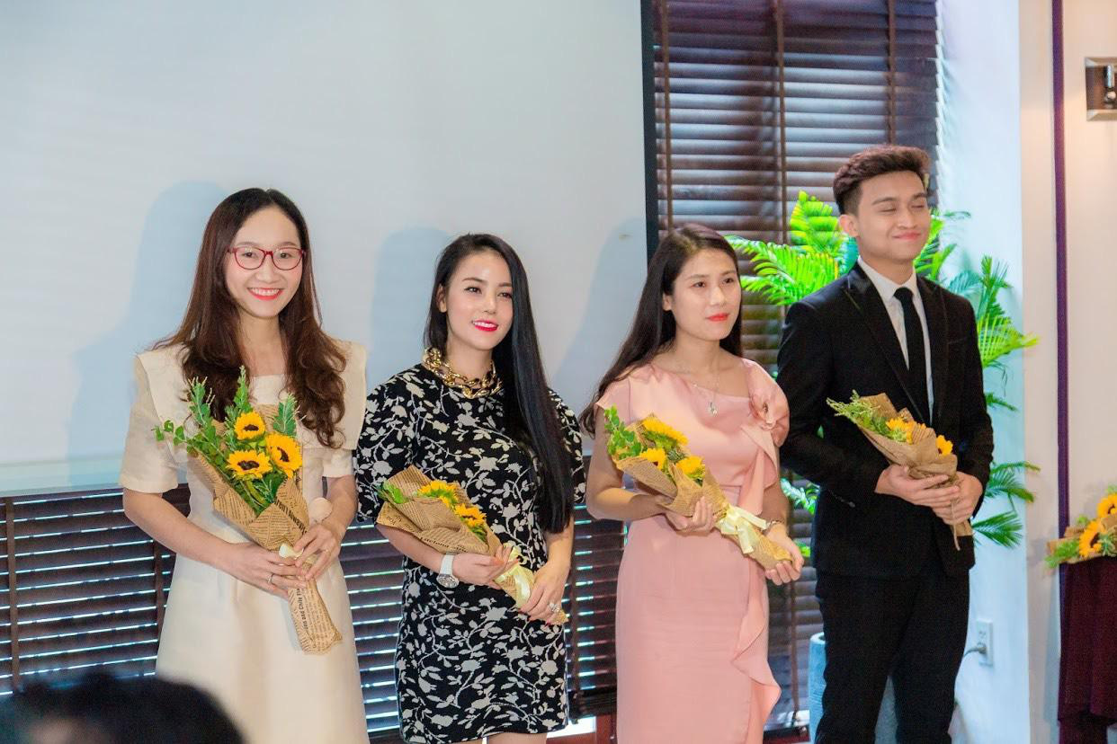Doanh nh&acirc;n Loan Phạm: &ldquo;C&oacute; những l&uacute;c t&ocirc;i đ&atilde; t&igrave;m đến c&aacute;i chết để giải tho&aacute;t cho bản th&acirc;n&rdquo; - Ảnh 10.