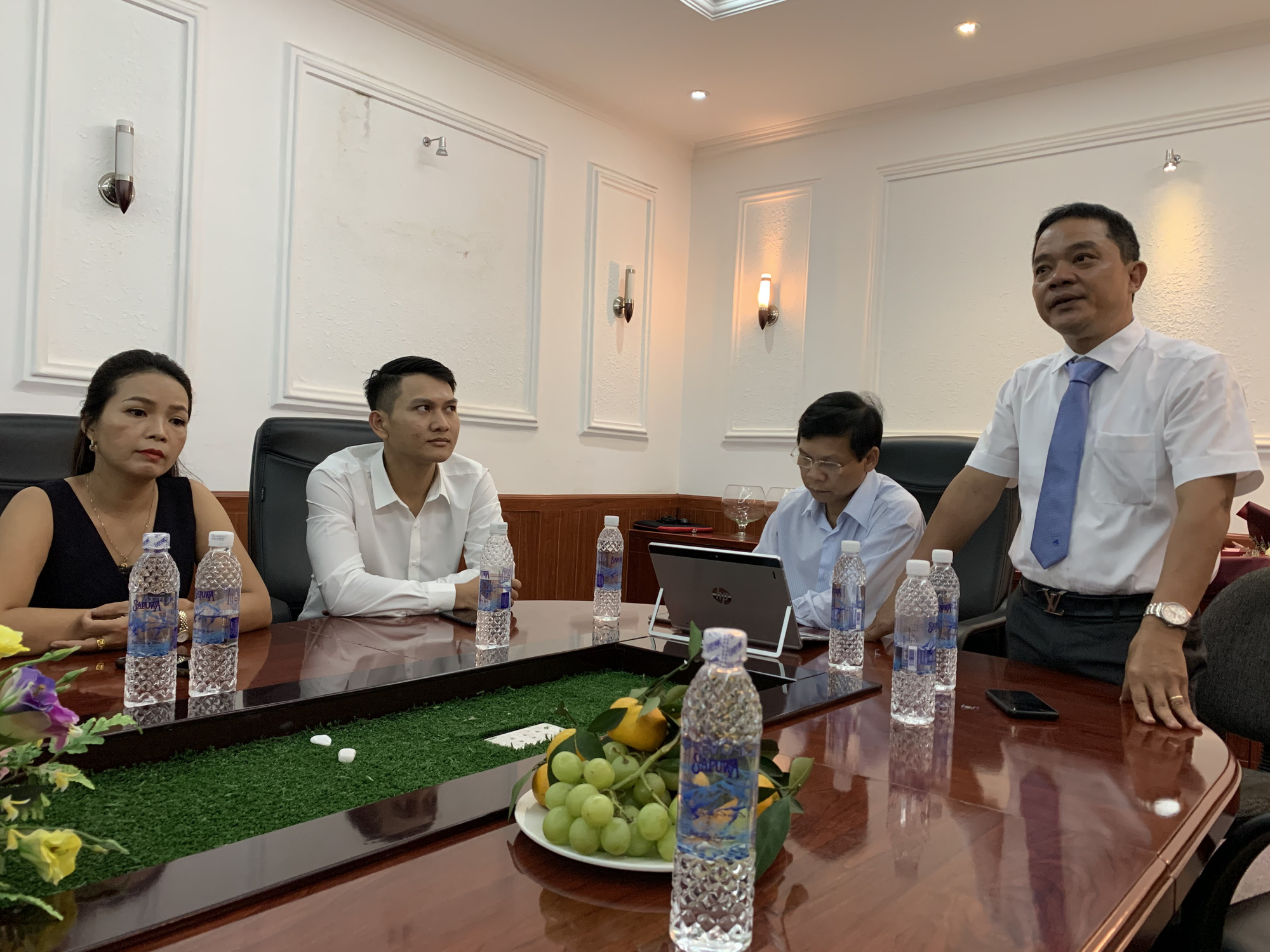 Ấn tượng với giải quần vợt phong trào, hướng về miền Trung