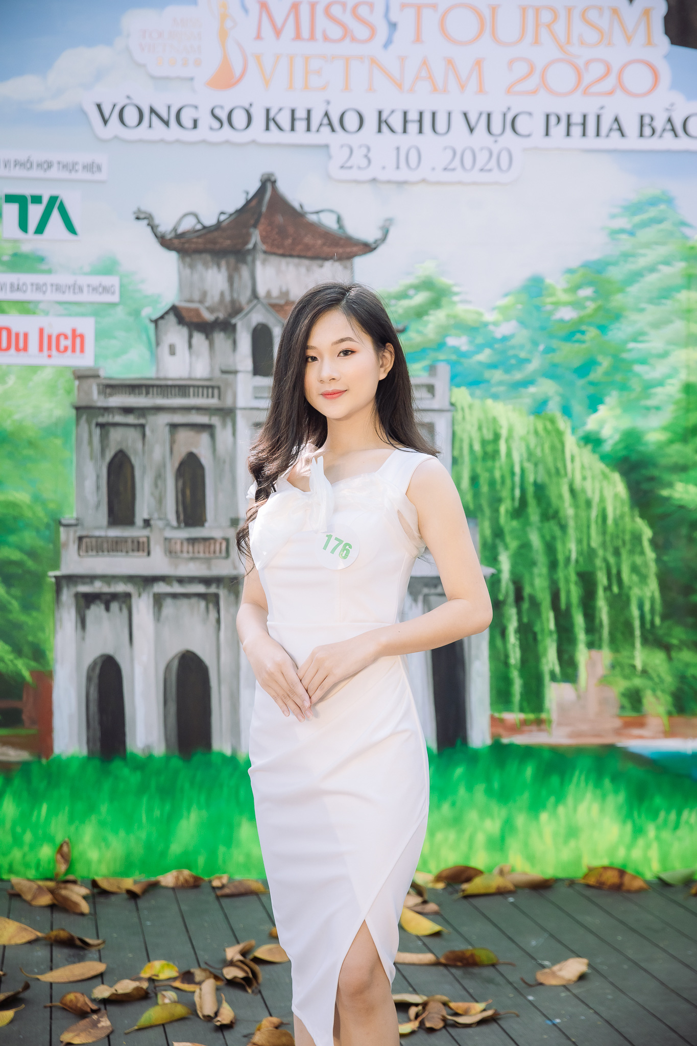 Hoa hậu Du lịch Việt Nam 2020: Chưa thấy nhan sắc n&agrave;o vượt trội - Ảnh 2.