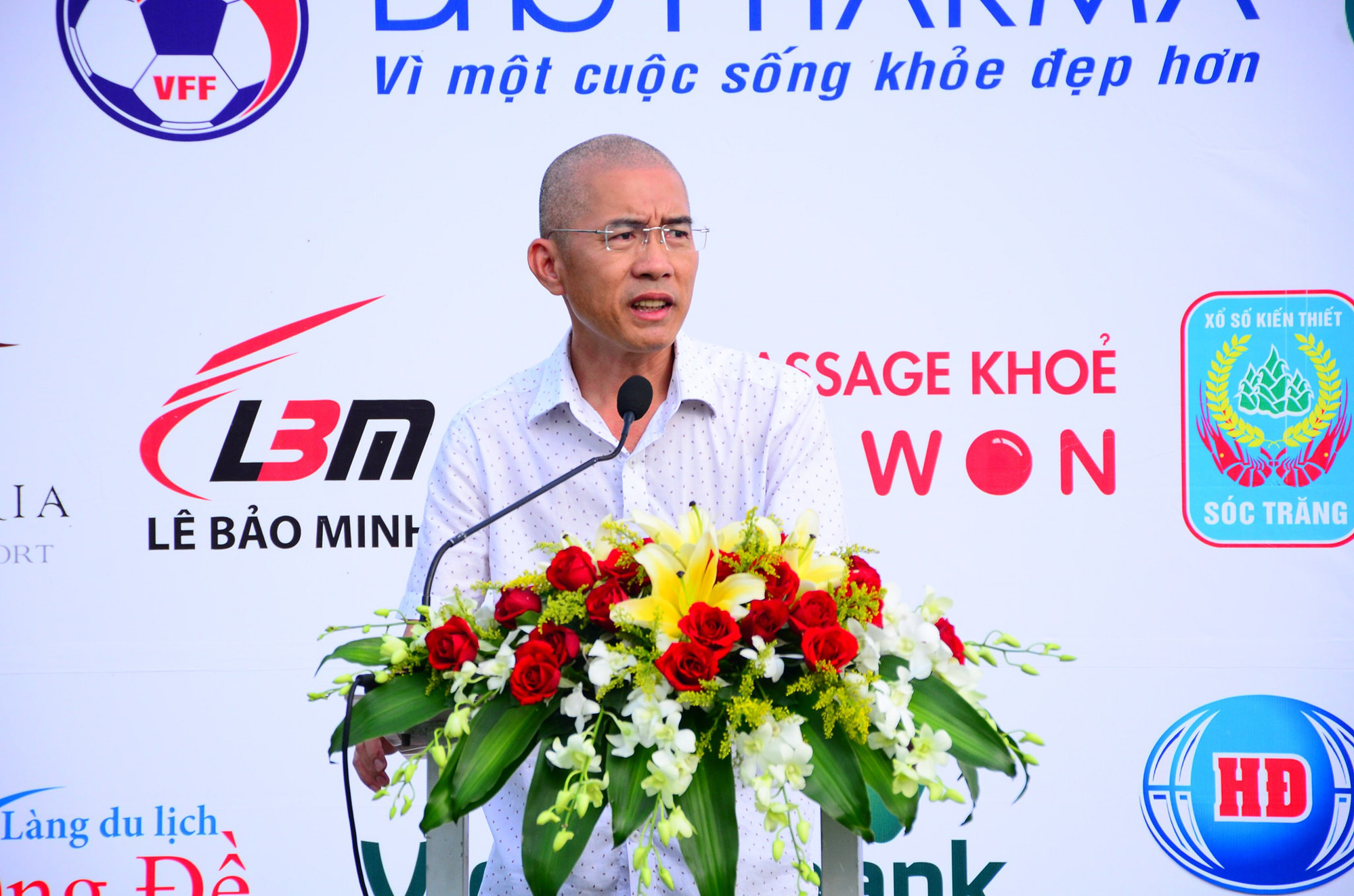 Nữ trọng tài “gây thương nhớ” tại giải bóng đá báo chí ĐBSCL - Ảnh 7.