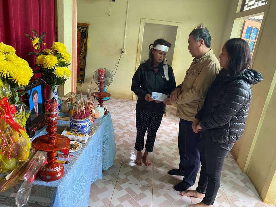 VỤ SẠT LỞ Ở THỦY ĐIỆN RÀO TRĂNG 3: Chủ đầu tư hứa chu cấp gia đình nạn nhân