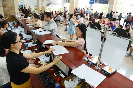 Chật vật lo thu ngân sách