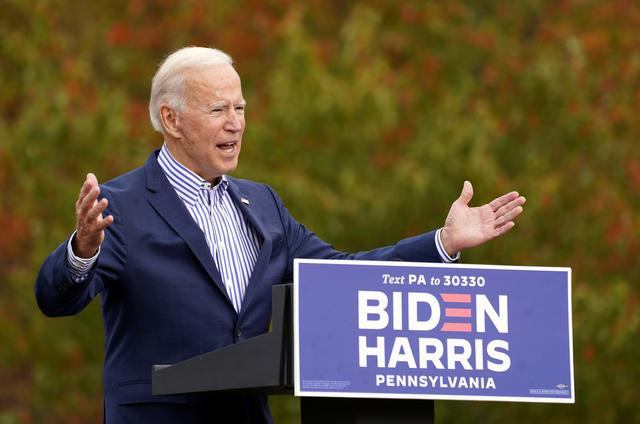 "Quên tên" đối thủ, ông Biden bị Tổng thống Trump chế giễu