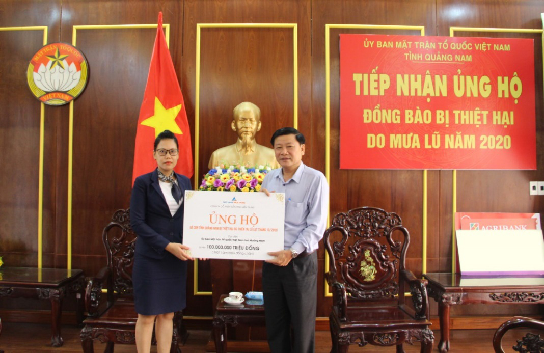 Đất Xanh Miền Trung ủng hộ 400 triệu đồng khắc phục lũ lụt tại miền Trung