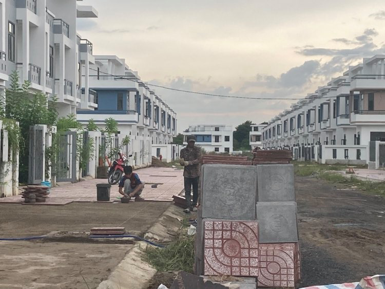 Ngỡ ngàng với gần 500 biệt thự, nhà liền kề xây lụi ở Đồng Nai - Ảnh 13.