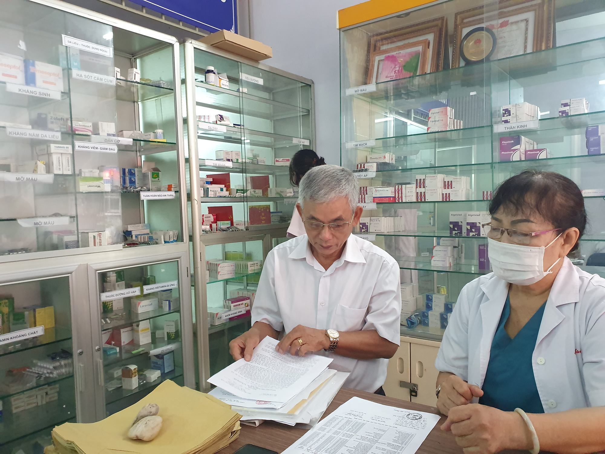 Những người truyền lửa: Nêu cao trách nhiệm, tận tụy vì dân