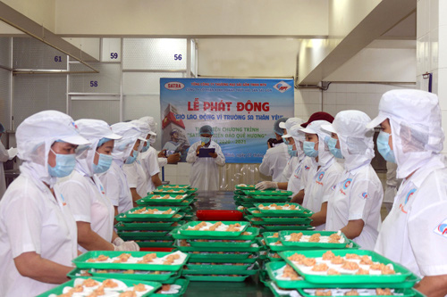 Tổ chức "Giờ lao động vì Trường Sa thân yêu"