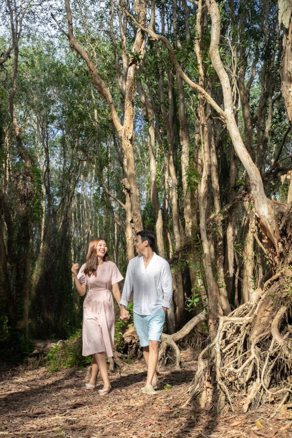 C&oacute; một Hồ Tr&agrave;m đẹp &ldquo;qu&ecirc;n lối về&rdquo; - Ảnh 2.