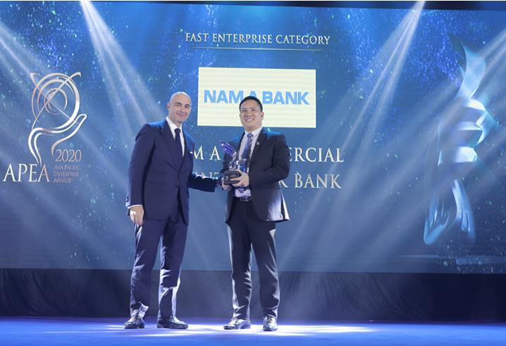Nam A Bank nhận giải thưởng Doanh nghiệp xuất sắc Ch&acirc;u &Aacute; v&agrave; Doanh nghiệp tăng trưởng nhanh - Ảnh 1.