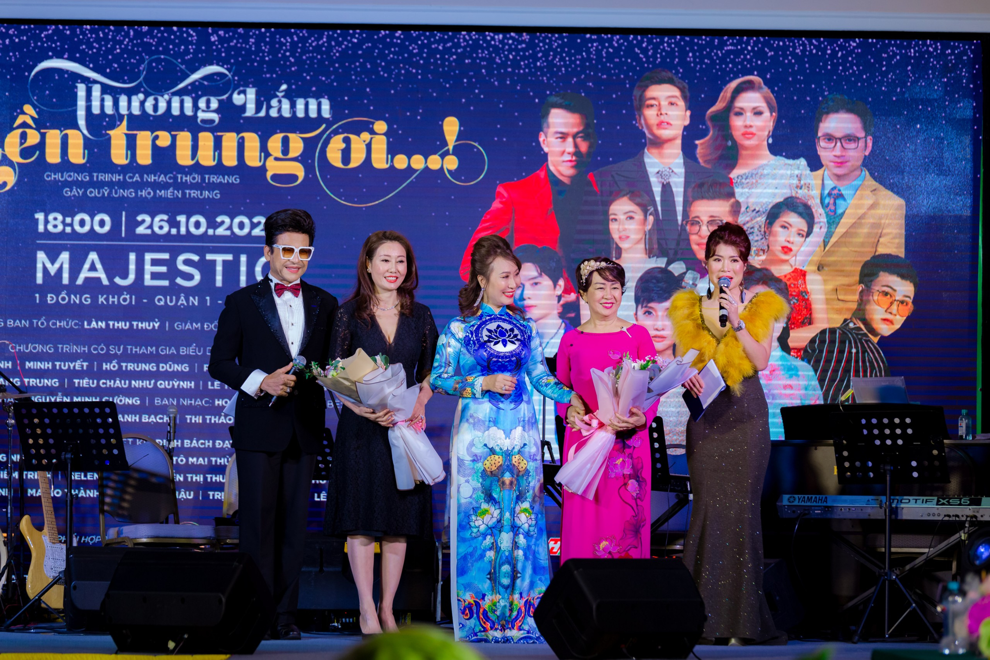 MC Thanh Bạch v&agrave; Thi Thảo g&acirc;y x&uacute;c động trong đ&ecirc;m nhạc &ldquo;Thương lắm miền Trung ơi&rdquo; - Ảnh 5.