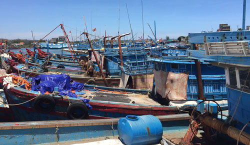 Tan nát đời... tàu ở Nghĩa An