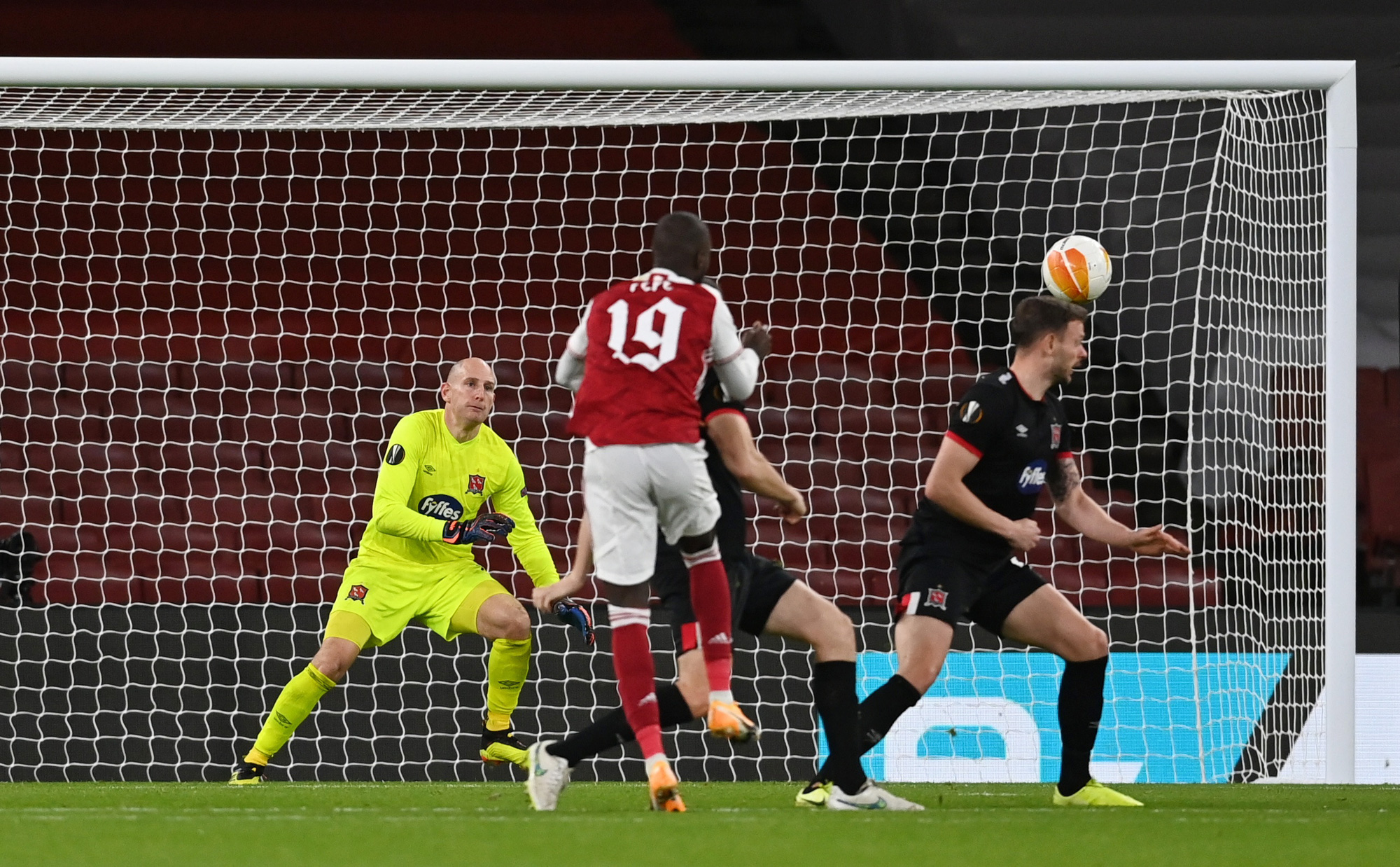 Leicester thắng dễ ở Hy Lạp, Arsenal đại phá láng giềng Dundalk - Ảnh 7.
