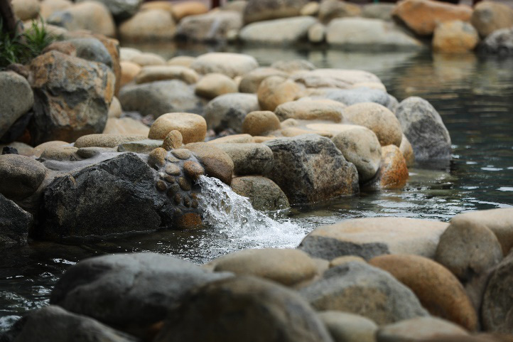 Điểm danh c&aacute;c bể tắm kho&aacute;ng độc đ&aacute;o nhất tại Yoko Onsen Quang Hanh - Ảnh 8.