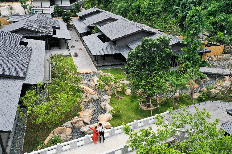 Điểm danh c&aacute;c bể tắm kho&aacute;ng độc đ&aacute;o nhất tại Yoko Onsen Quang Hanh - Ảnh 9.
