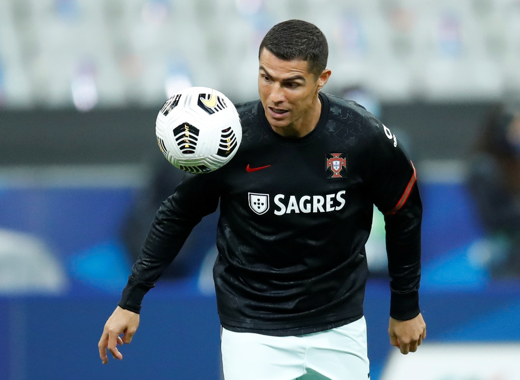 Ronaldo chuẩn bị tái xuất sau khi chiến thắng Covid-19