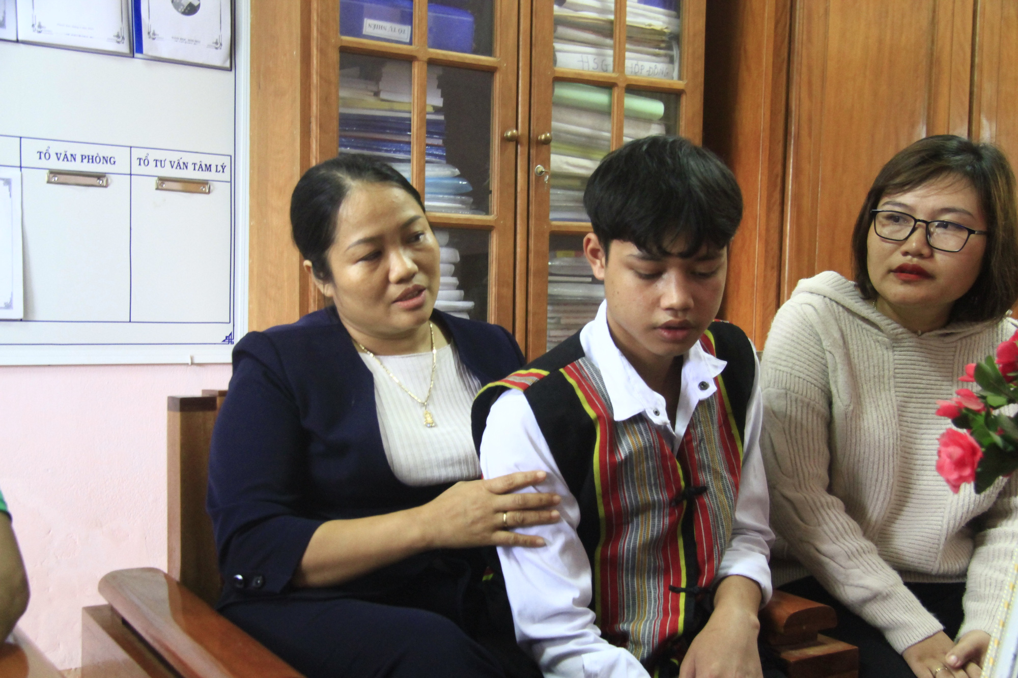 Mẹ ơi, mẹ ở đ&acirc;u? - Ảnh 2.