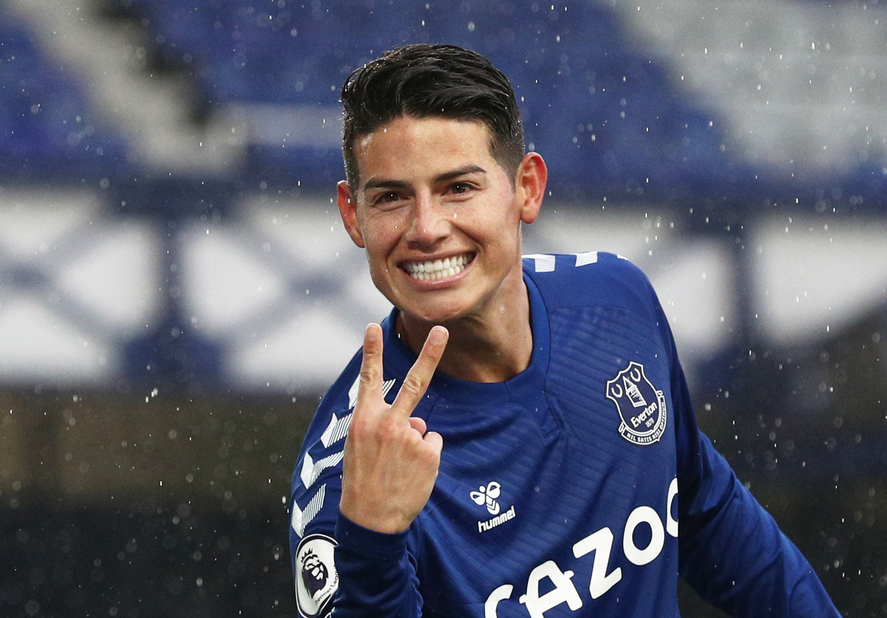 James Rodriguez thể hiện quyền năng, Everton chiếm ngôi đầu Ngoại hạng