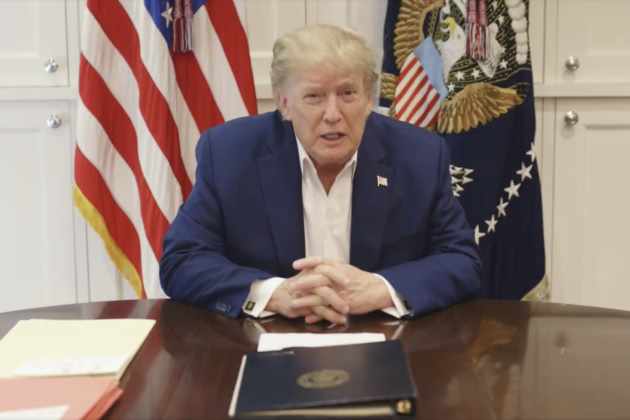 Tổng thống Trump mắc Covid-19: Bác sĩ nói ổn, quan chức "quan ngại"