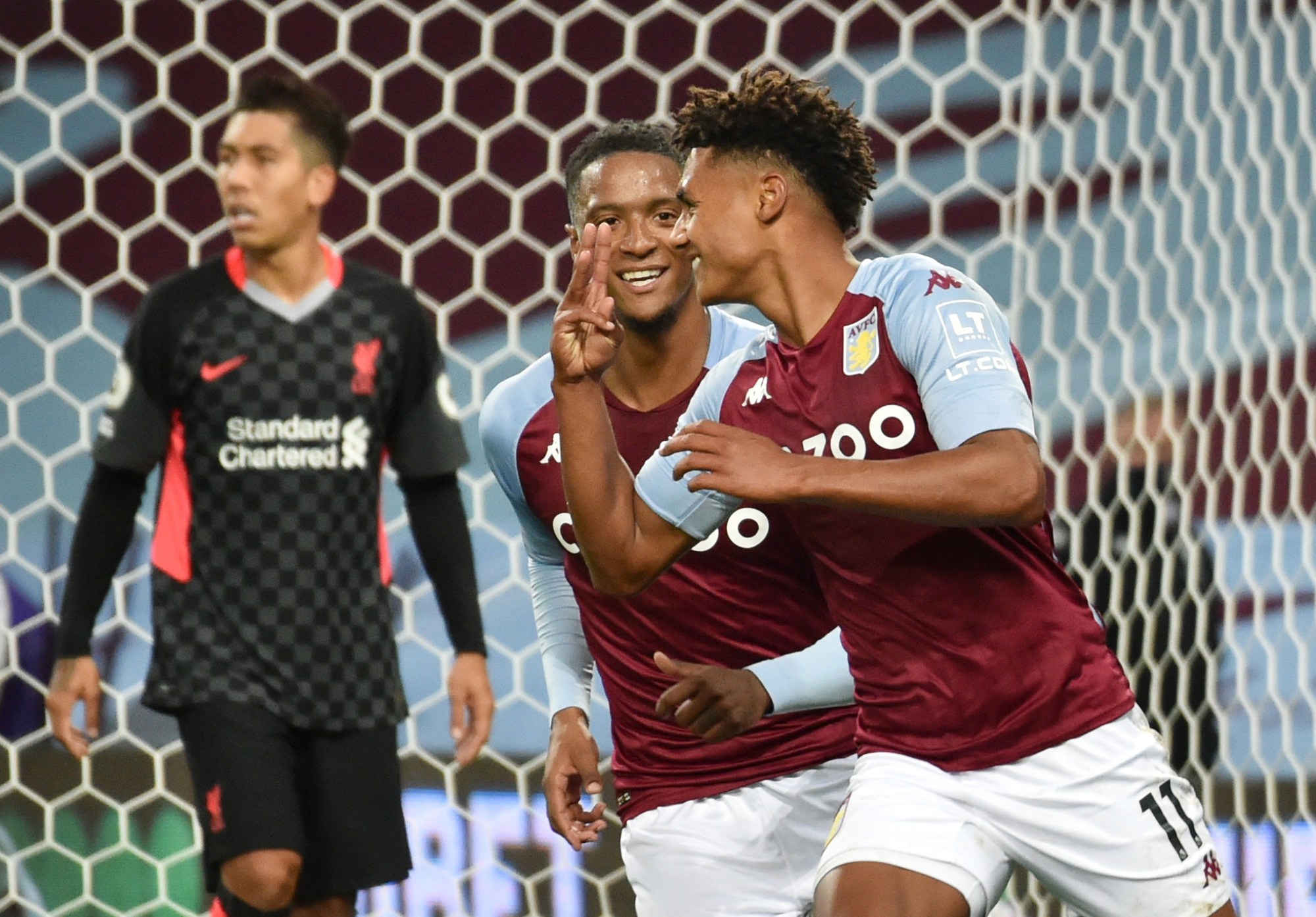 Địa chấn: Liverpool thảm bại 2-7 dưới tay Aston Villa