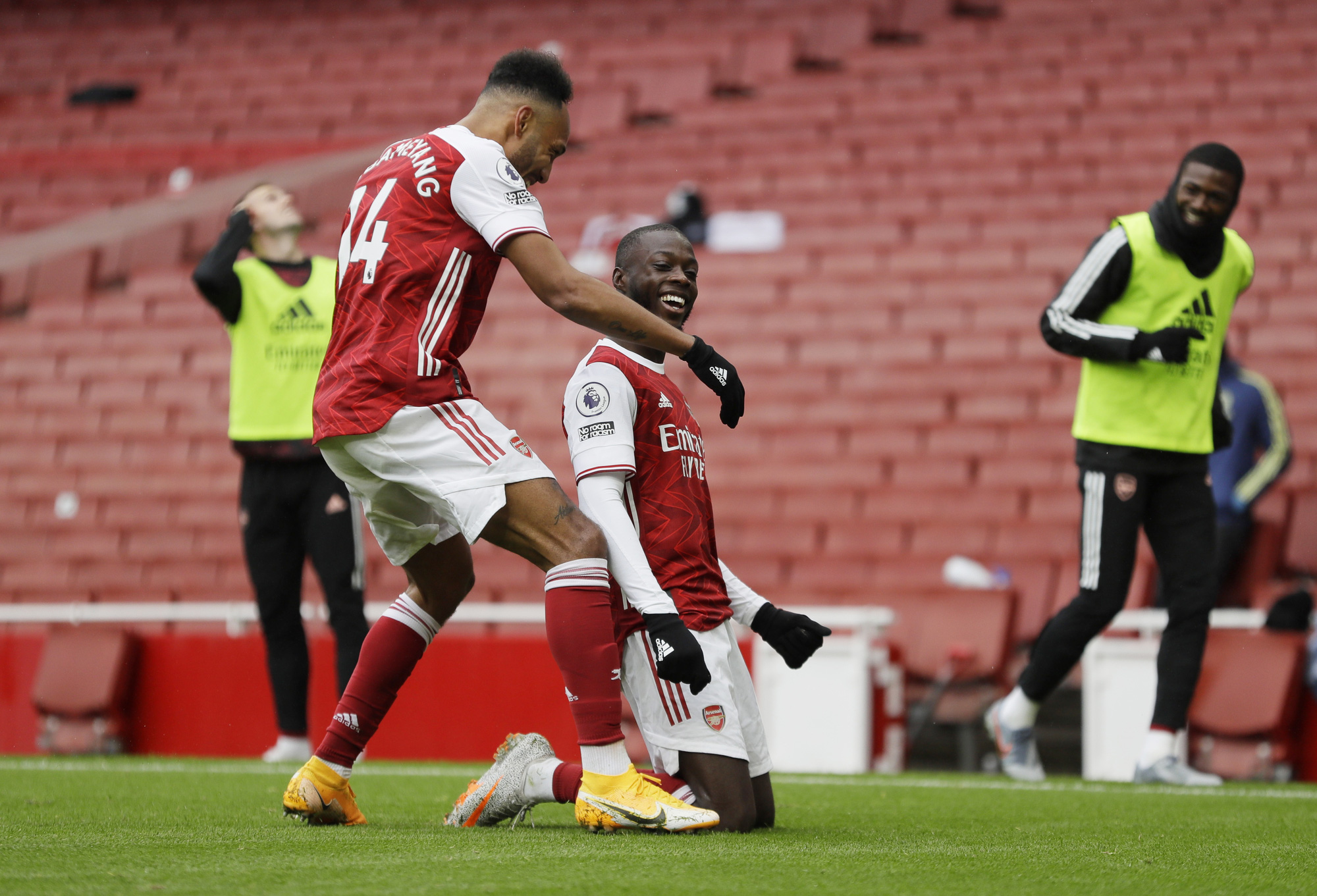 Ph&aacute;o thủ Arsenal ho&agrave;n tất hợp đồng chi&ecirc;u mộ sao La Liga - Ảnh 3.