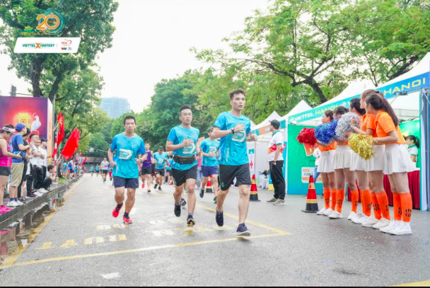 Viettel Fastest 2020: ủng hộ chương tr&igrave;nh Tr&aacute;i tim cho em 450 triệu đồng - Ảnh 3.