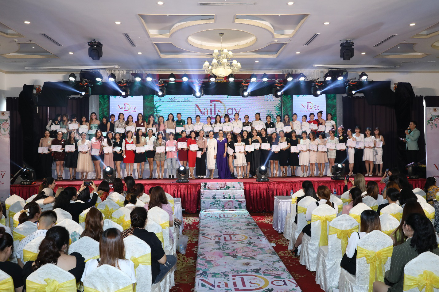 Học nghề nails là chìa khóa vàng cho lao động sau dịch